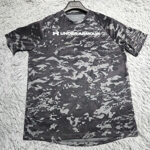 Under Armour HeatGear‎ TShirt Mens Medium Loose Digital Pixel Camo Training Tee